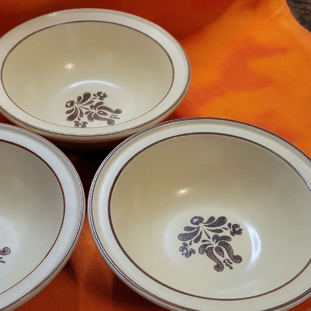 Pfaltzgraff Set of 3 Village Bowls Brown Tan Cereal Soup Stoneware